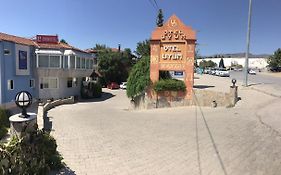 Uyum Hotel